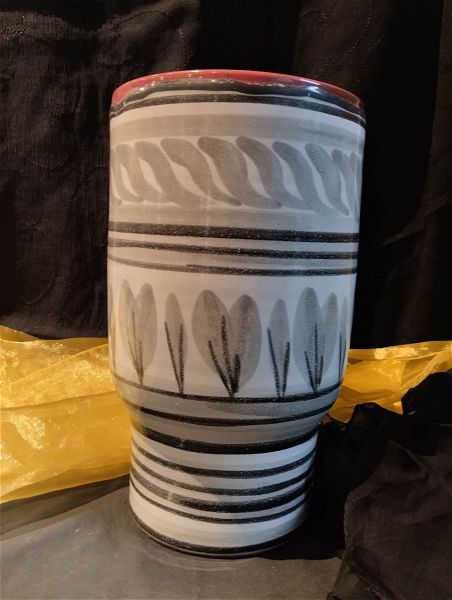  keramiko vazo zografismeno