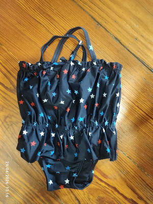 Baby Gap baby one-piece swimsuit unused, 9-12 months