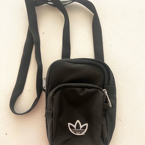 Adidas crossbody bag like new with two compartments