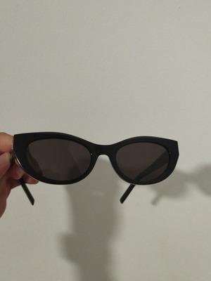 YSL Γυαλιά ηλίου Like New, μαύρα, γυναικεία