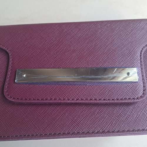 Valtiva clutch shoulder bag like new, burgundy saffiano texture