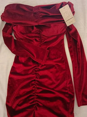 Velvet red short dress with off-shoulder new
