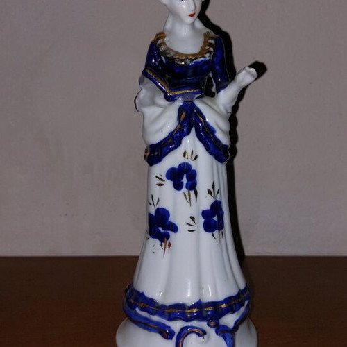 Decorative statue like new