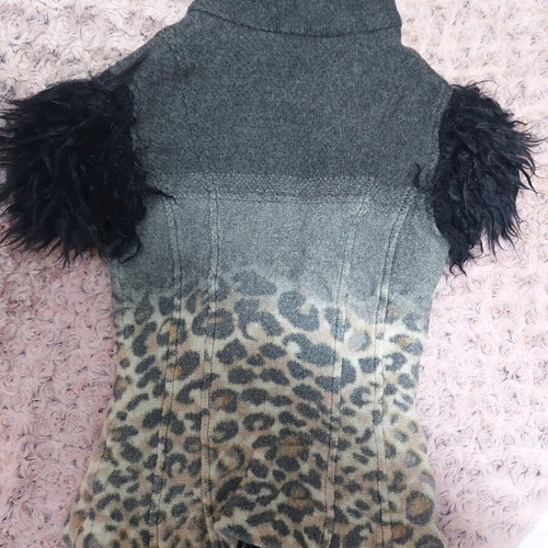 Marc Caine original vest like new, animal print and grey