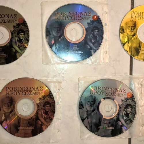 Robinson Crusoe DVD like new, pack of 5 discs