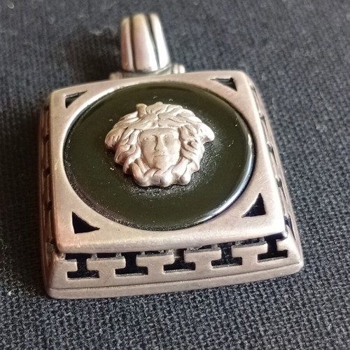 Versace 925 silver pendant with onyx, used
