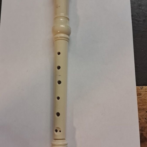 Yamaha YRS-243 soprano recorder used, good condition