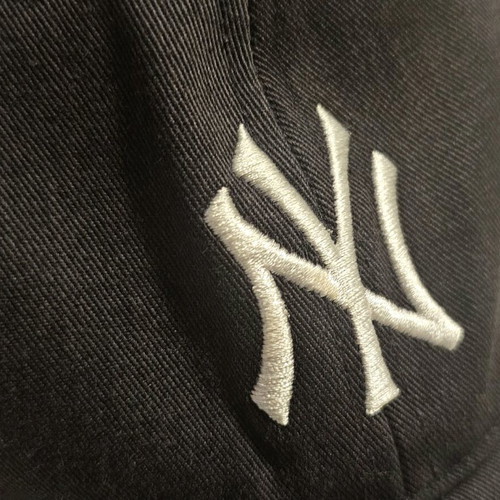 47 Twins infant hat with NY logo like new