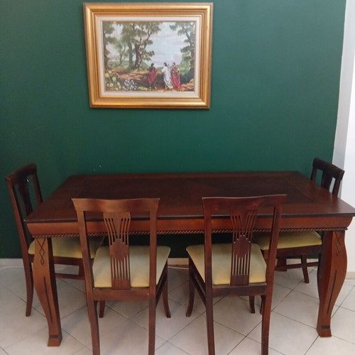 Dining room furniture set with table, 4 chairs and coffee table