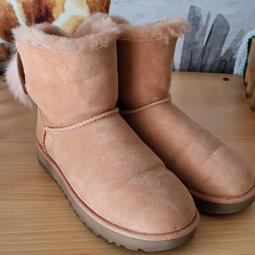 Ugg Classic Mini Fluff Bow suede boots like new size 41 pink
