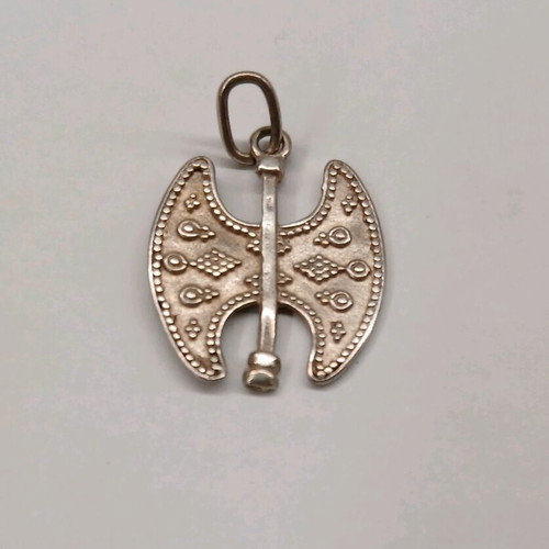Silver pendant 925 double axe like new