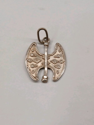 Silver pendant 925 double axe like new