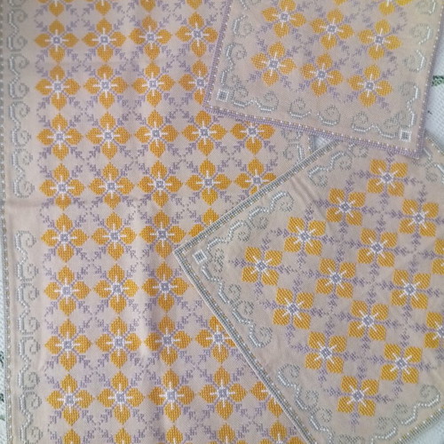 Handmade embroidered table linens set