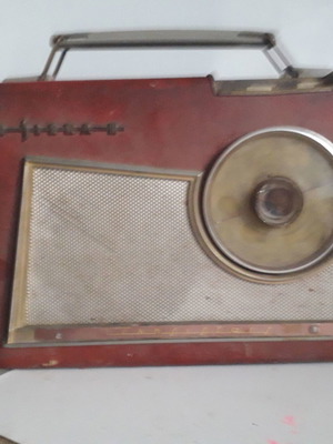 Siera antique radio used, vintage portable