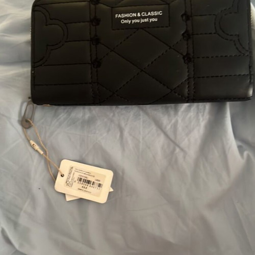 Black wallet unused