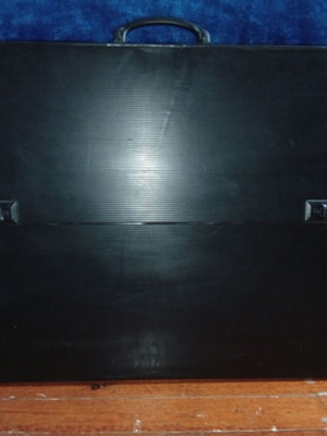 Drawing transport bag used, durable plastic