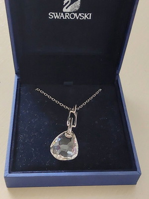 Swarovski μενταγιόν Parallele Mini σαν καινούργιο, ασημί