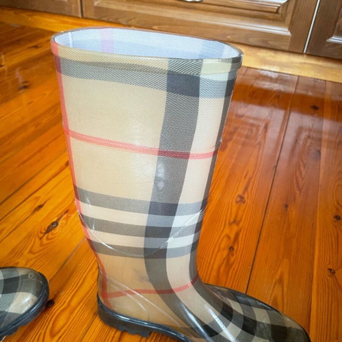 Burberry boots used, size 39, beige