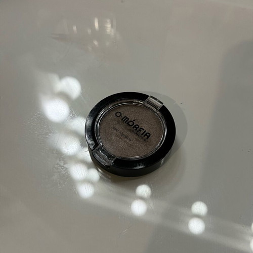 Omorfia single eyeshadow like new