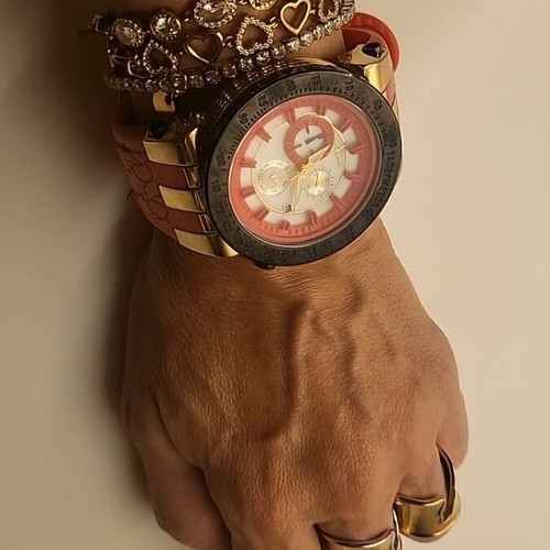 Vogue wristwatch like new with red rubber strap, 10atm, chronograph