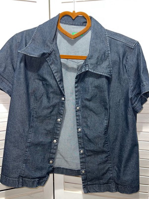 Denim πουκάμισο United Colors of Benetton μέγεθος medium, σαν καινούργιο, μπλε