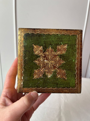 Κοσμηματοθήκη vintage ιταλική Florentine style μεταχειρισμένη, πράσινη-χρυσή