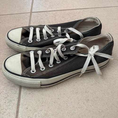 Converse All Star low top sneakers like new, black gray