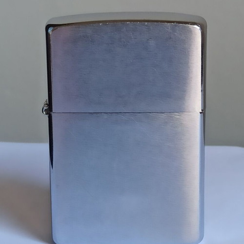 Zippo vintage lighter used, classic E 2000 XVI