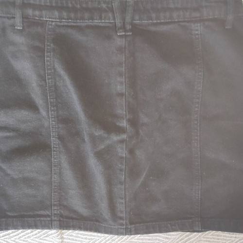 Stradivarius black denim skirt used, size 42