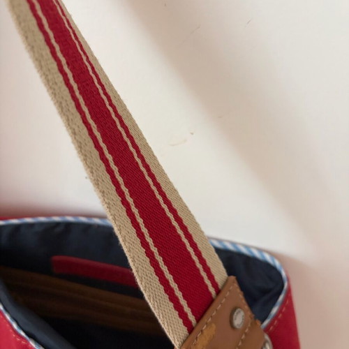 Tommy Hilfiger shoulder bag used, vintage red canvas with leather details