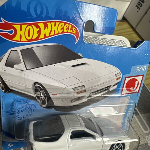 Hot Wheels '89 Mazda Savanna Rx-7 like new