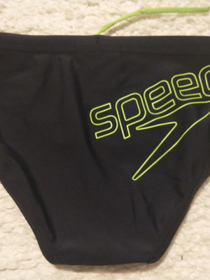 Παιδικό μαγιό κολυμβητηρίου Speedo 5-6 ετών σαν καινούργιο