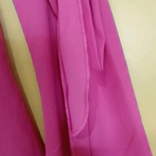 Amisu blouse like new, pink, size M with bell sleeve