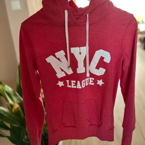 NYC quilted pink sweatshirt new, size S