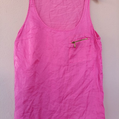 Zara fuchsia sleeveless top like new with zipper pocket