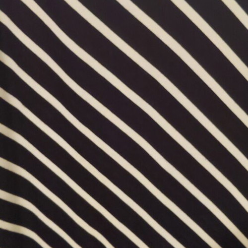 Black and white striped skirt one size like new, summer