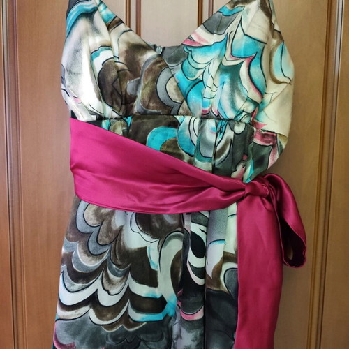 Printed satin dress with straps like new, size L