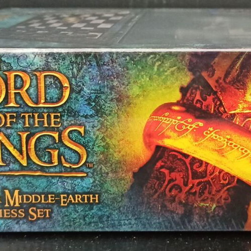 Lord of the Rings Battle for Middle Earth Chess Set new