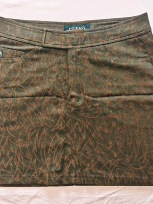 Guess mini brown skirt used, size Small