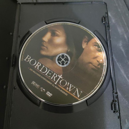 Bordertown DVD like new, thriller with Jennifer Lopez and Antonio Banderas