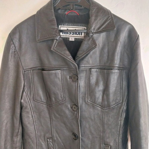Women's black leather jacket MISSION size L used