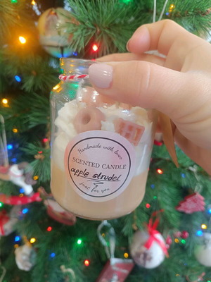 Handmade scented candle Apple Strudel new