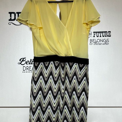 Midi dress like new, black and yellow, size L