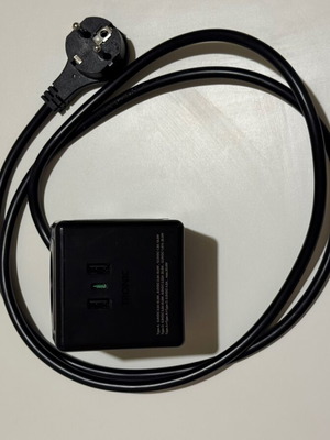 Πολύπριζο κύβος με 4 πρίζες και 3 θύρες USB σαν καινούργιο