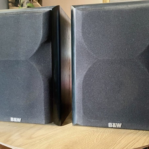 Bowers & Wilkins CDM 2 bookshelf speakers like new, vintage hi-fi