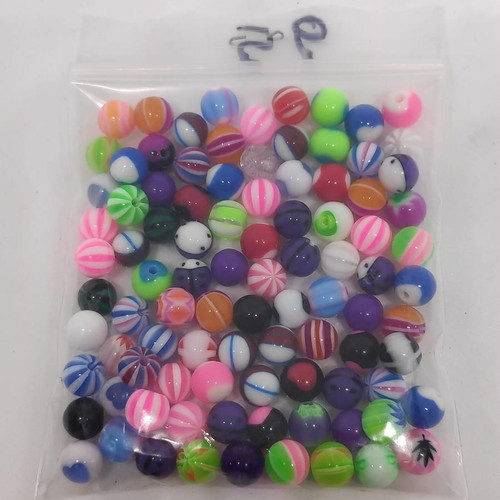 Acrylic piercing beads set 95 pieces like new, colorful designs