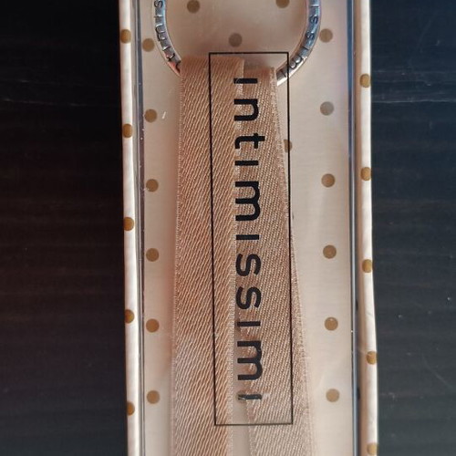 Intimissimi Crossed Bra Straps new, black and beige