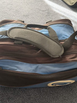 Ebonite bowling ball bag with shoe compartment