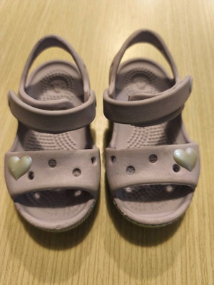 Πέδιλα Crocs μεταχειρισμένα, νούμερο C6, μωβ