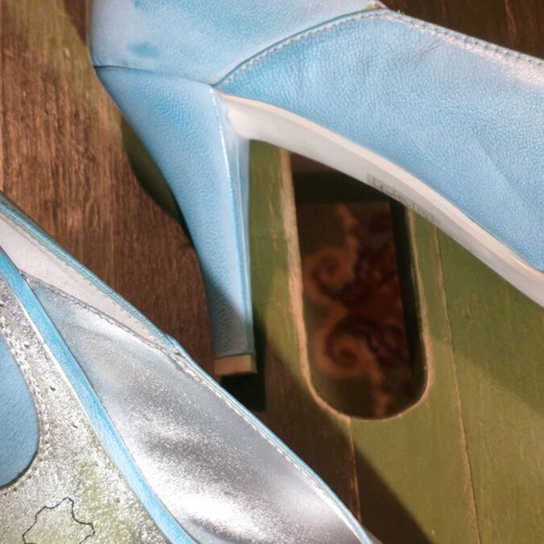 Blue pumps like new, size 39, 8 cm heel